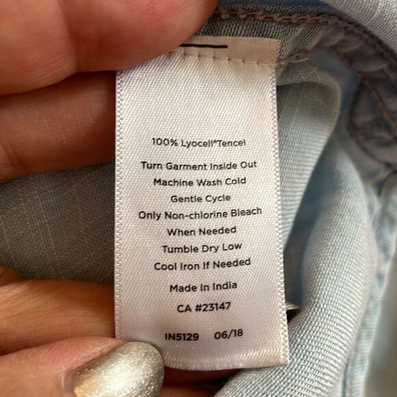 Talbots light blue denim chambray long sleeved shirt - Picture 10 of 10